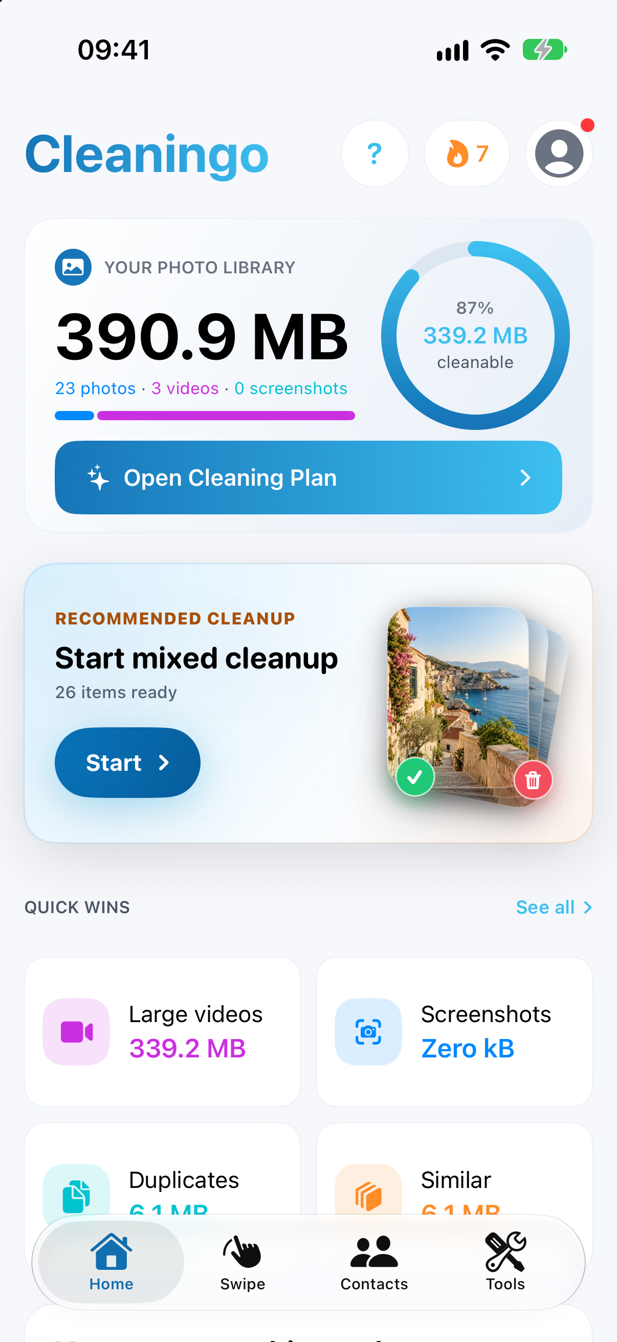 Cleaningo’s English home screen with a library overview and cleanup categories
